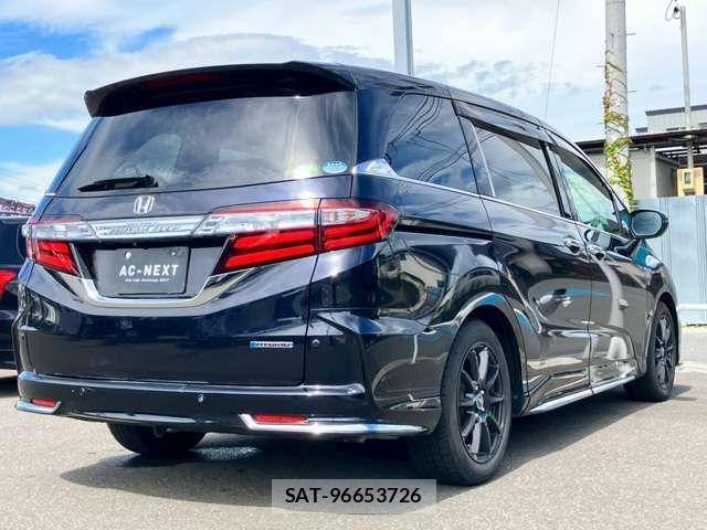Honda ODYSSEY 2016-06 8209447-18