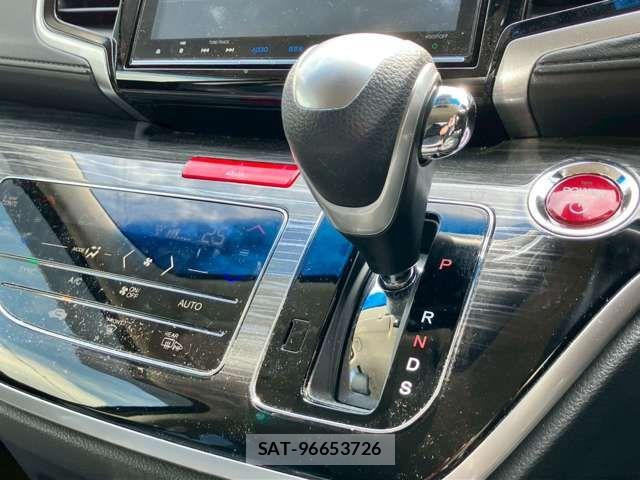 Honda ODYSSEY 2016-06 8209447-5