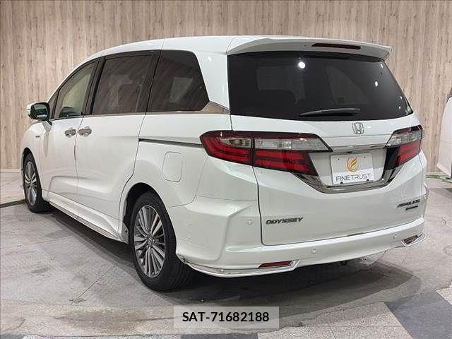 Honda ODYSSEY 2017-11 8337318-22