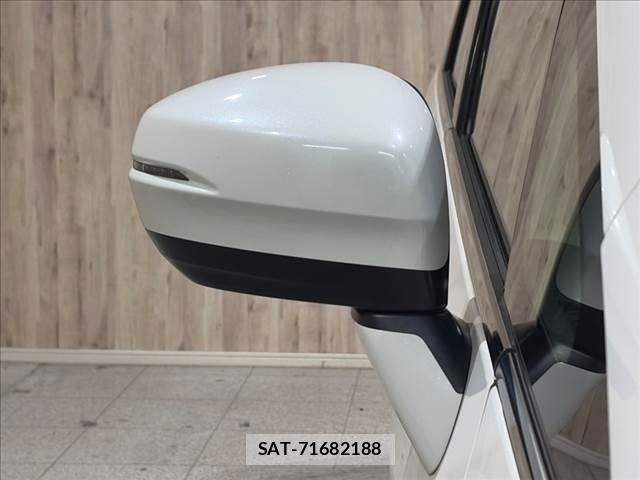 Honda ODYSSEY 2017-11 8337318-28