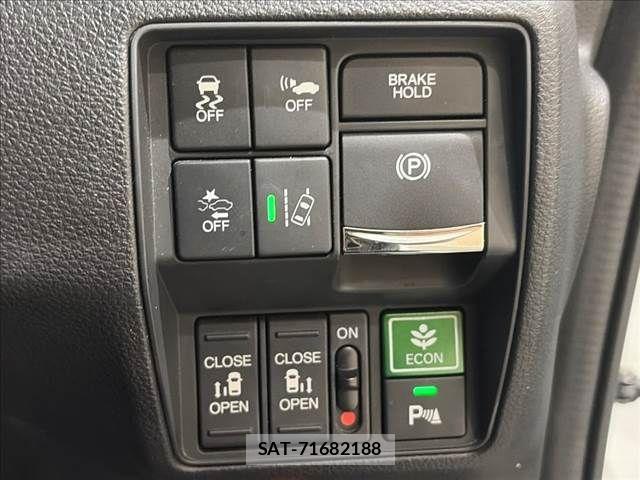 Honda ODYSSEY 2017-11 8337318-7