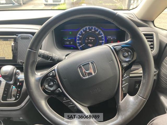 Honda ODYSSEY 2017-03 8414252-16