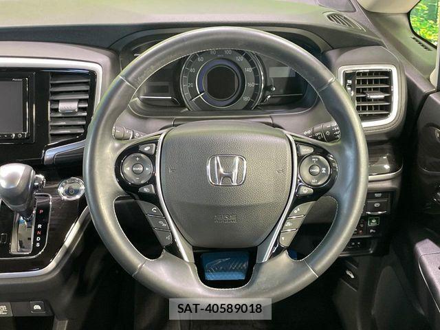 Honda ODYSSEY 2018-04 8458165-11