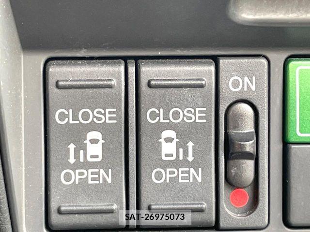 Honda ODYSSEY 2019-04 8485899-4