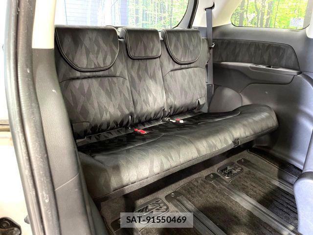 Honda ODYSSEY 2018-04 8526480-16