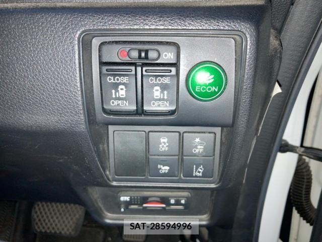 Honda ODYSSEY 2016-12 8526482-11