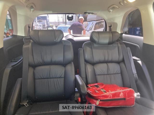 Honda ODYSSEY 2019-02 8628295-11