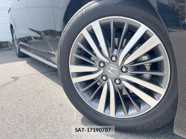 Honda ODYSSEY 2018-03 8628294-12