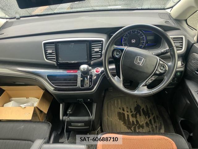 Honda ODYSSEY 2016-05 8660910-15