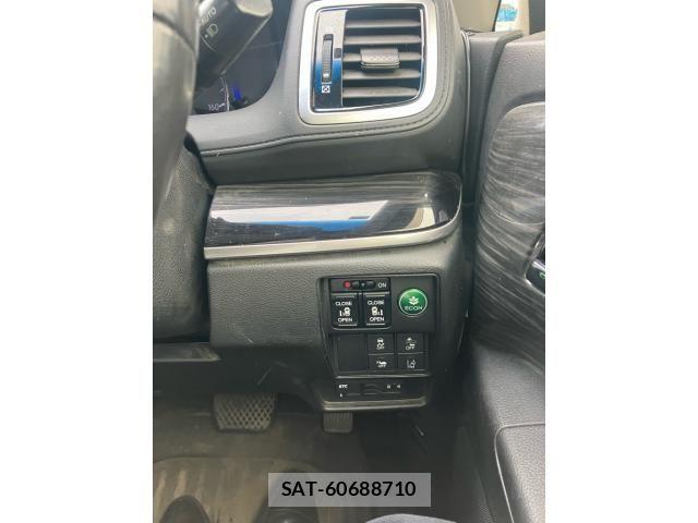 Honda ODYSSEY 2016-05 8660910-17