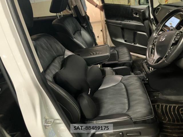 Honda ODYSSEY 2018-08 8745085-13