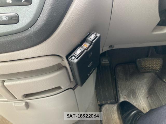 Toyota OPA 2001-12 7359238-11