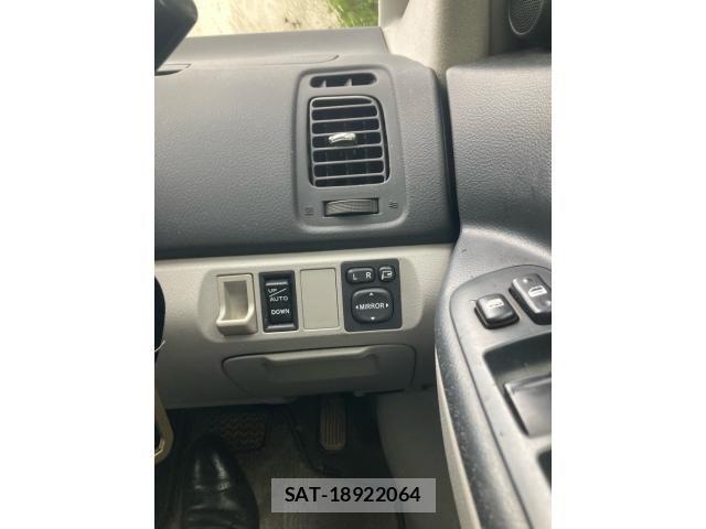 Toyota OPA 2001-12 7359238-8