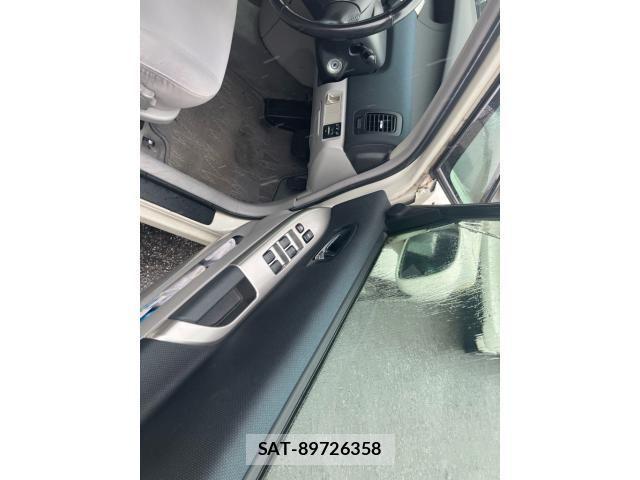 Toyota OPA 2003-08 8158979-6