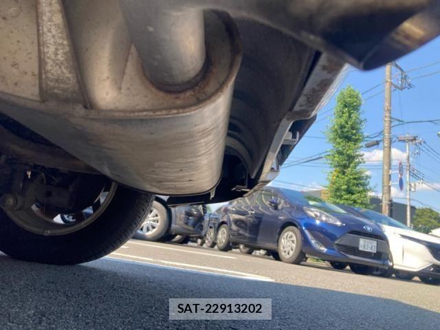 Toyota OPA 2001-08 8209448-7