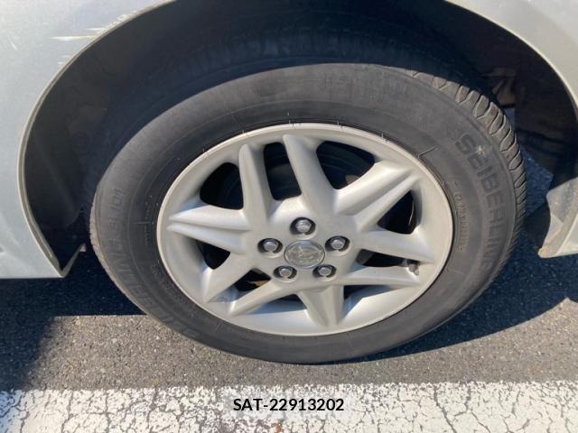 Toyota OPA 2001-08 8209448-8