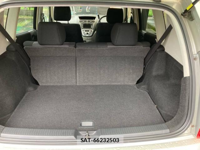 Toyota OPA 2001-09 8797070-17