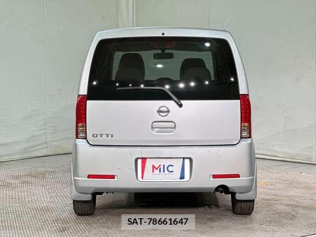 Nissan OTTI 2013-04 6816456-5