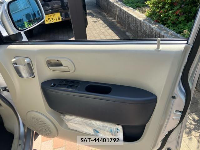 Nissan OTTI 2010-09 7329222-8