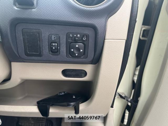 Nissan OTTI 2011-09 7393466-18