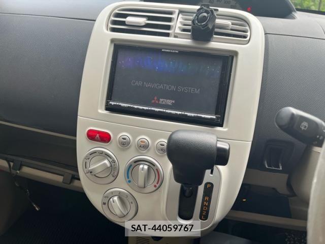 Nissan OTTI 2011-09 7393466-19