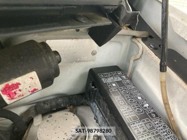 Nissan OTTI 2012-02 7726977-6