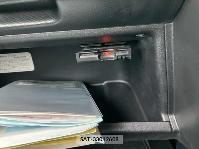 Nissan OTTI 2009-03 7726975-17
