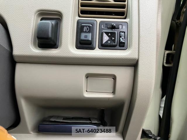 Nissan OTTI 2005-06 7788060-19