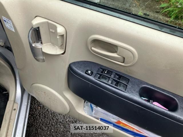 Nissan OTTI 2008-10 7963219-11