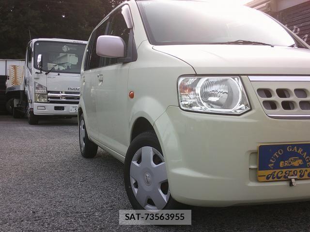 Nissan OTTI 2009-03 8368025-4