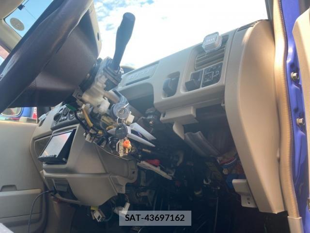 Nissan OTTI 2005-10 8526484-15