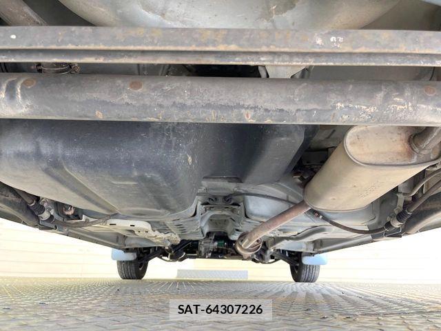 Nissan OTTI 2007-01 8660919-18