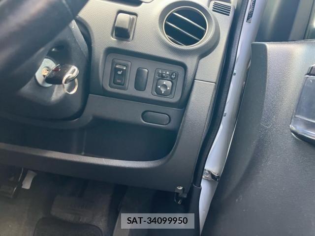 Nissan OTTI 2009-07 8368027-16