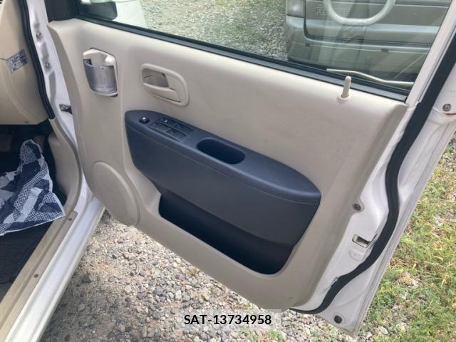 Nissan OTTI 2011-03 8563123-13