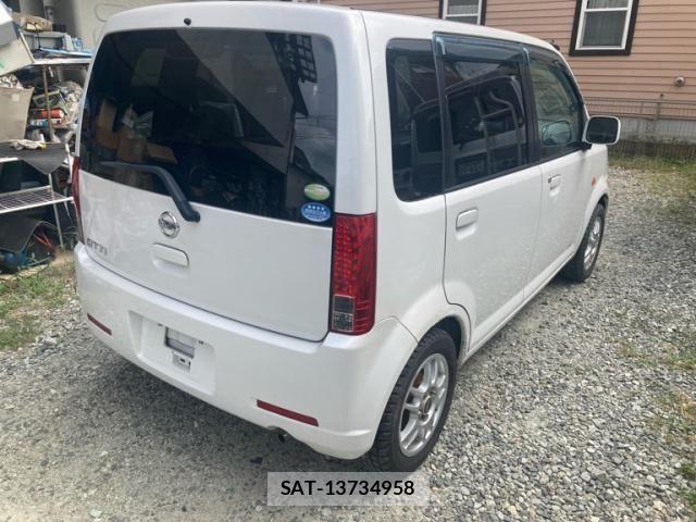 Nissan OTTI 2011-03 8563123-4