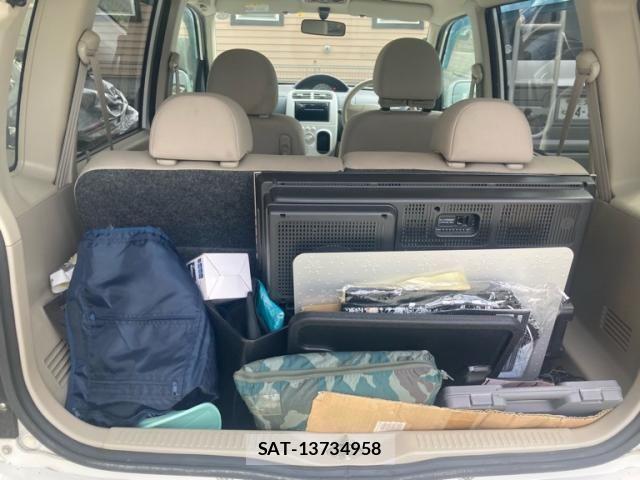 Nissan OTTI 2011-03 8563123-8