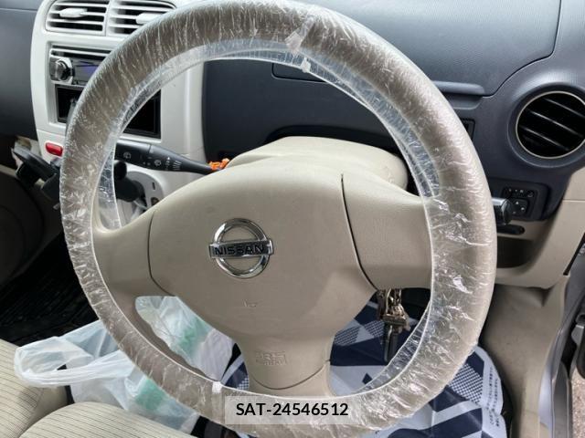 Nissan OTTI 2013-02 8660922-12
