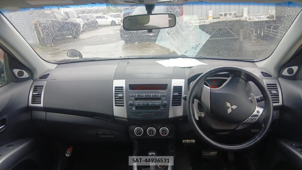 Mitsubishi OUTLANDER 2006 6870783-12