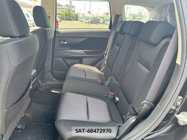 Mitsubishi OUTLANDER 2013-07 7021205-12