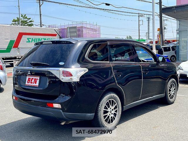 Mitsubishi OUTLANDER 2013-07 7021205-2
