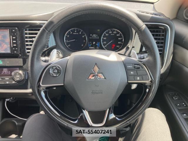 Mitsubishi OUTLANDER 2016-11 7223352-16