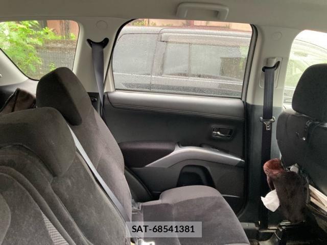 Mitsubishi OUTLANDER 2011-08 7359244-12