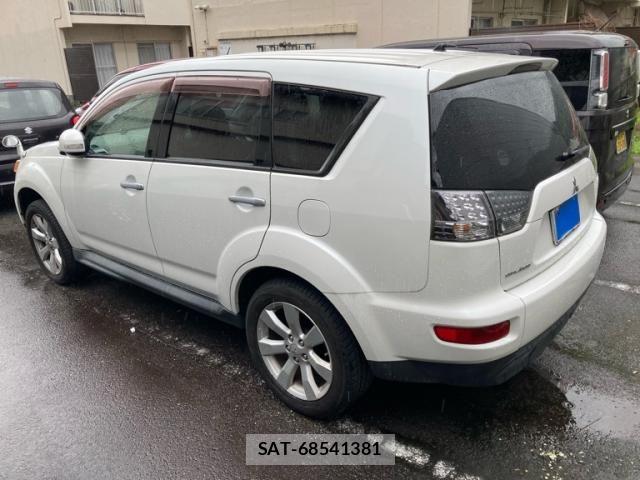 Mitsubishi OUTLANDER 2011-08 7359244-7
