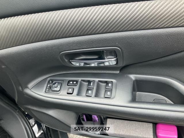 Mitsubishi OUTLANDER 2016-01 7456663-12