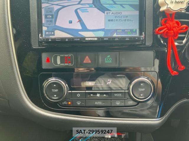 Mitsubishi OUTLANDER 2016-01 7456663-20