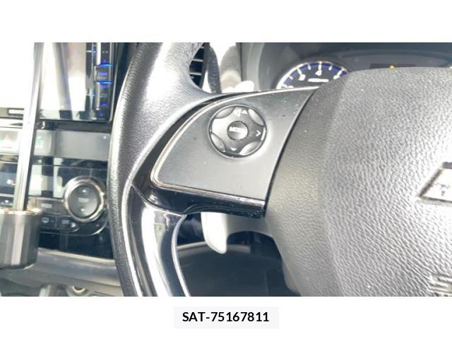 Mitsubishi OUTLANDER 2015-10 7562608-12