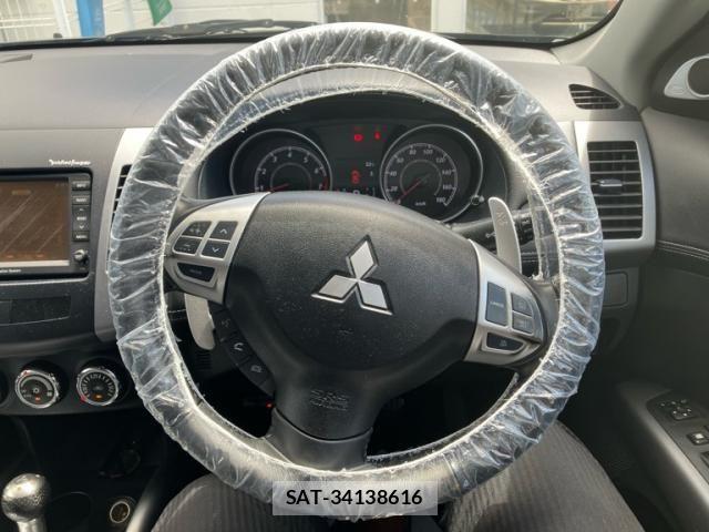Mitsubishi OUTLANDER 2010-03 7878678-9