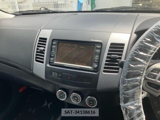 Mitsubishi OUTLANDER 2010-03 7878678-11