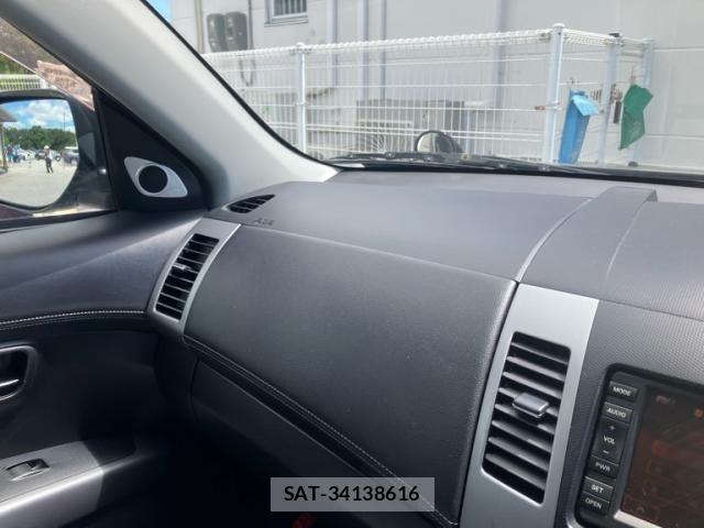 Mitsubishi OUTLANDER 2010-03 7878678-12