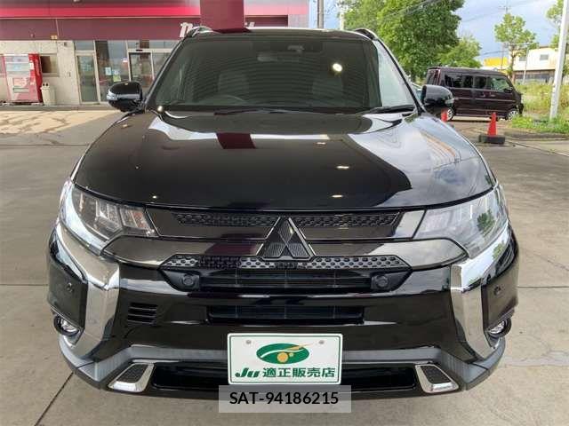 Mitsubishi OUTLANDER 2019-04 8075062-2